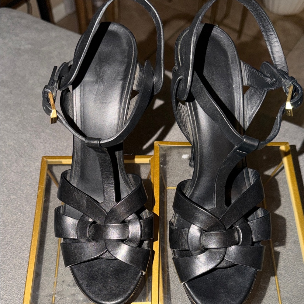 Saint Laurent Black Leather Knot T-Strap Heels - Picture 3 of 9